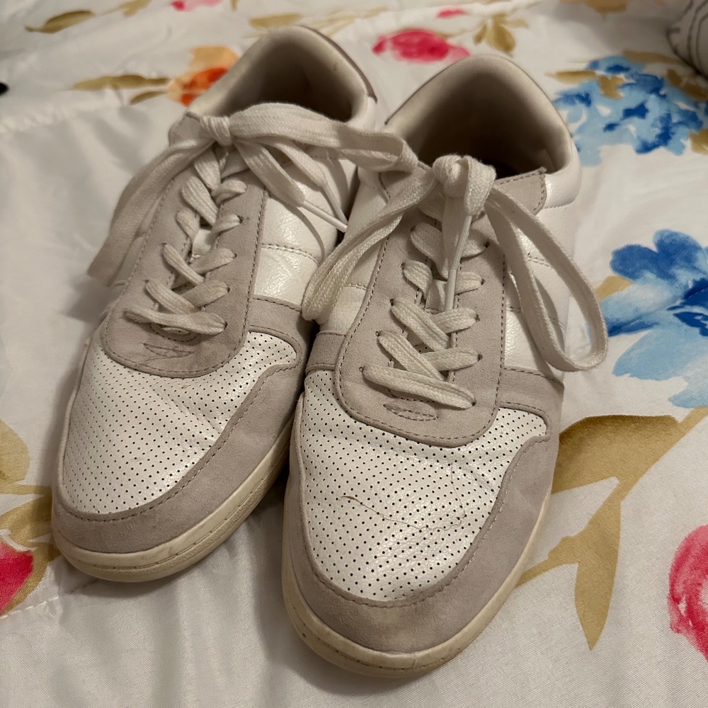Casual Sneakers
